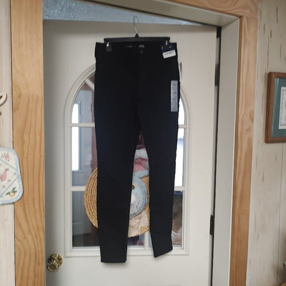 New Old Navy Black Rock Star High Rise Super Skinny Jeans Size Women's 6